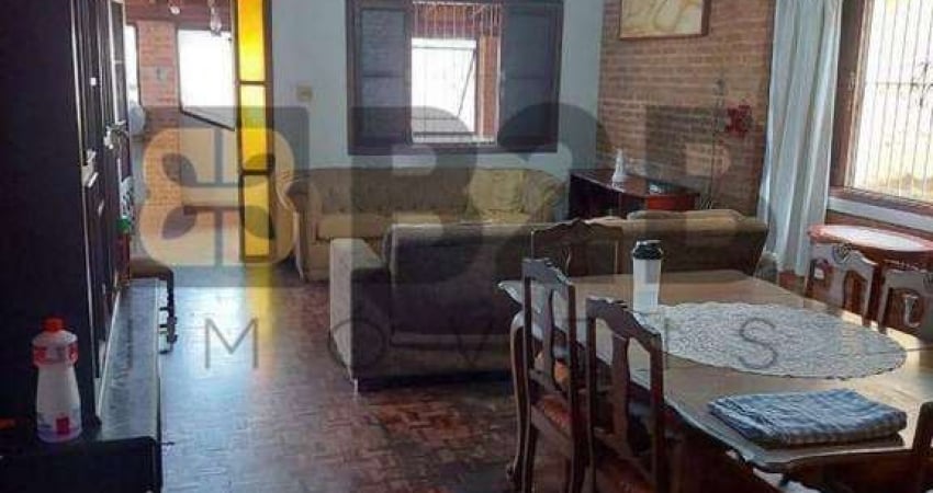 Casa com 5 dormitórios à venda, 232 m² por R$ 370.000,00 - Vila Andreotti - Agudos/SP