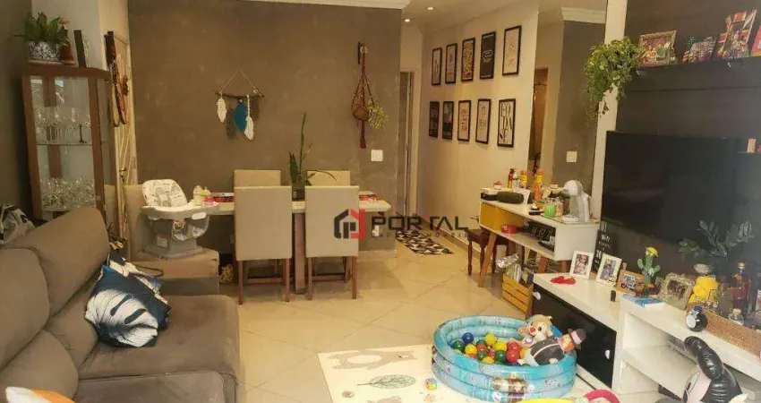 Casa com 2 dormitórios à venda, 137 m² por R$ 800.000,00 - Granja Viana - Cotia/SP