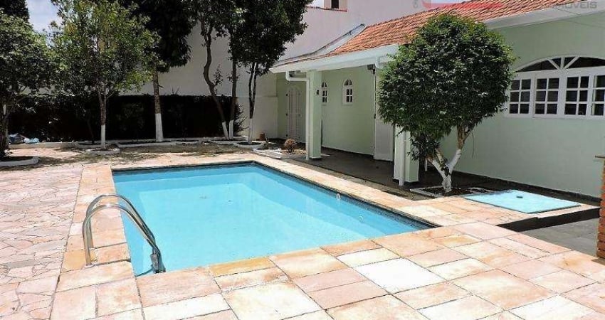 Casa com 3 dormitórios à venda, 190 m² por R$ 850.000,00 - Granja Viana - Cotia/SP