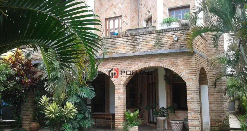 Casa com 4 dormitórios à venda, 307 m² por R$ 1.450.000,00 - Granja Viana - Jandira/SP