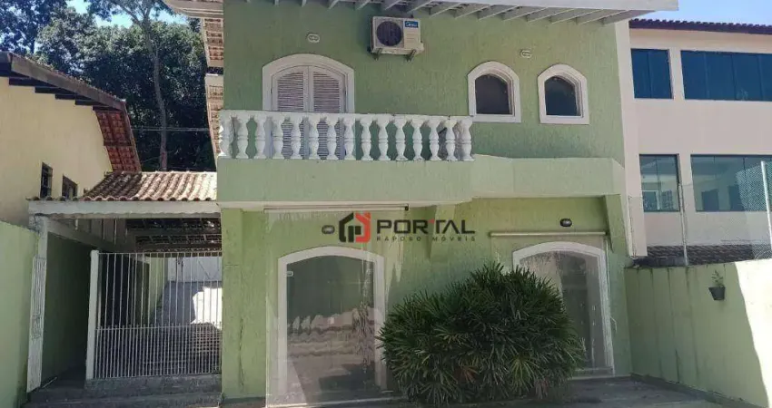 Casa com 3 dormitórios à venda, 200 m² por R$ 930.000,00 - Granja Viana - Carapicuíba/SP