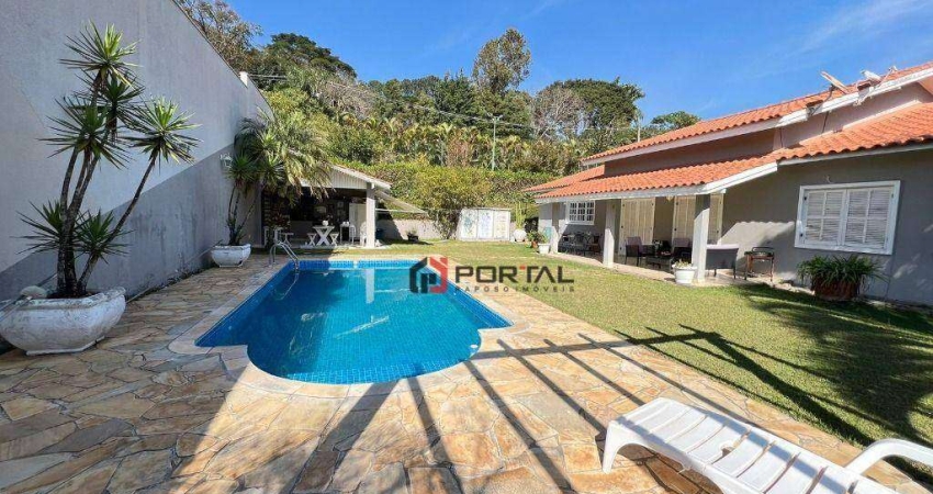 Casa com 4 dormitórios à venda, 270 m² por R$ 1.400.000,00 - Granja Viana - Cotia/SP