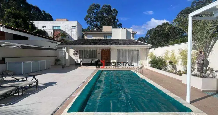 Casa com 3 dormitórios à venda, 220 m² por R$ 1.560.000,00 - Granja Viana - Cotia/SP