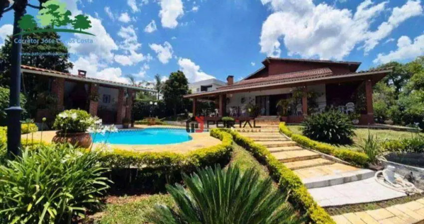 Casa com 6 dormitórios à venda, 500 m² por R$ 2.200.000,00 - São Roque - São Roque/SP