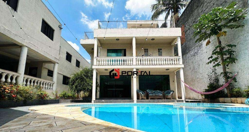 Casa com 3 dormitórios à venda, 566 m² por R$ 2.000.000 - Granja Viana - Cotia/SP
