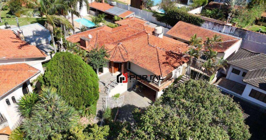 Casa com 3 dormitórios à venda, 350 m² por R$ 3.500.000,00 - Granja Viana - Cotia/SP