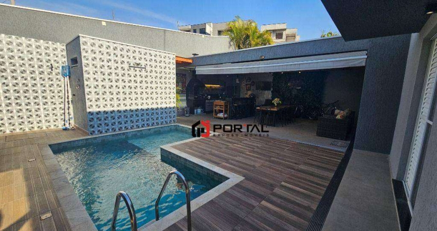 Casa com 3 dormitórios à venda, 226 m² por R$ 1.890.000,00 - Granja Viana - Cotia/SP