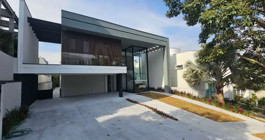 Casa em condomínio fechado com 5 quartos à venda na Estrada do Capuava, 4570, Granja Viana, Cotia