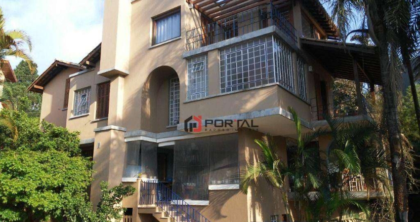 Casa com 3 dormitórios à venda, 530 m² por R$ 2.080.000,00 - Granja Viana - Cotia/SP