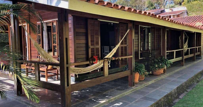Casa com 3 dormitórios à venda, 237 m² por R$ 1.250.000,00 - Granja Viana - Cotia/SP