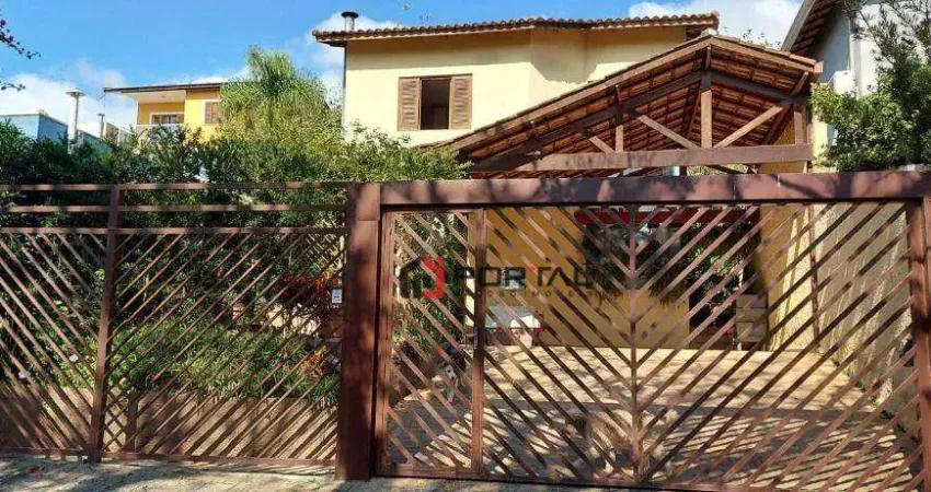 Casa com 3 dormitórios à venda, 182 m² por R$ 1.199.900,00 - Granja Viana - Carapicuíba/SP