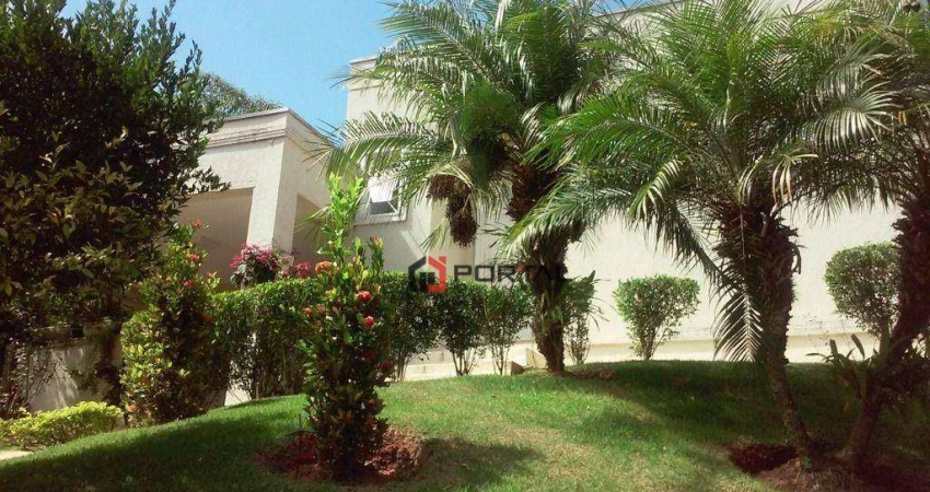 Casa com 3 dormitórios à venda, 218 m² por R$ 1.850.000,00 - Granja Viana - Carapicuíba/SP