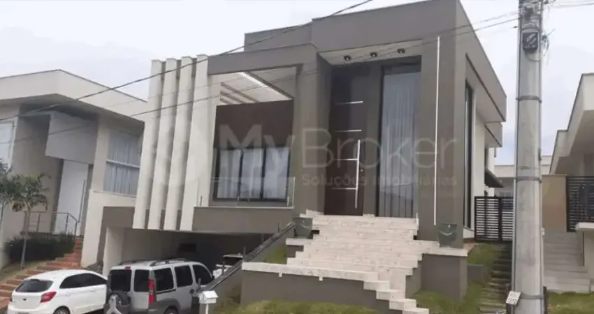 Casa com 4 quartos, 4 suítes, 2 banheiros, e 3 vagas de garagem. codigo: 13712