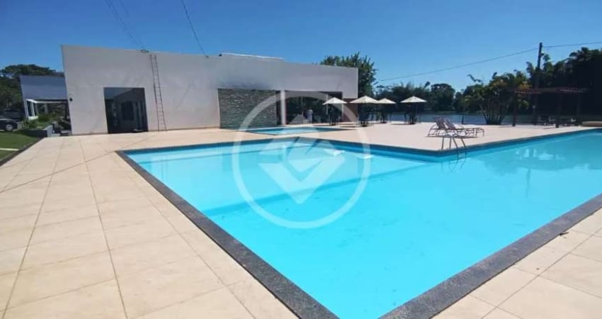 Lindo Sobrado Mobiliado em Condomínio Fechado com Lago para Pesca Privativo codigo: 65133