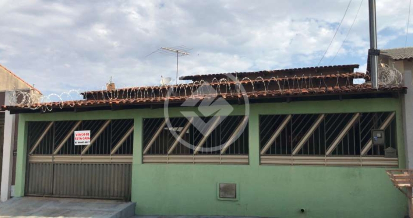 Casa 03 quartos sendo 01 suíte com 213m² de área útil. codigo: 75427