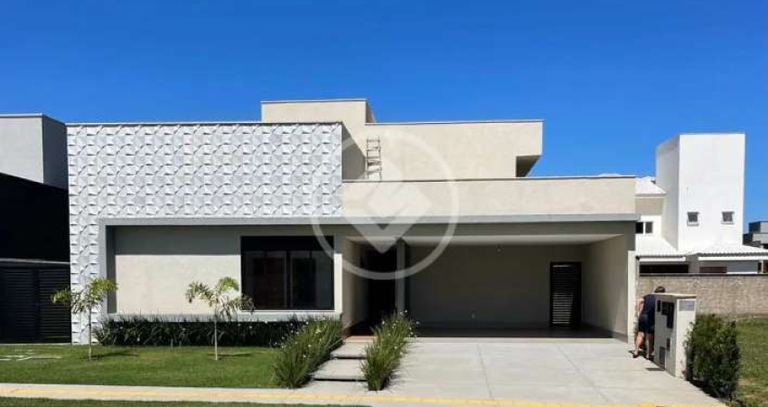 CASA TERREÁ DE 4 SUITES - Portal do Sol Green codigo: 100896