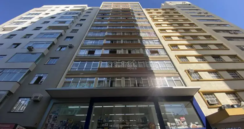 Apartamento de 3 quartos com 1 suíte no caração da Rua Halfeld