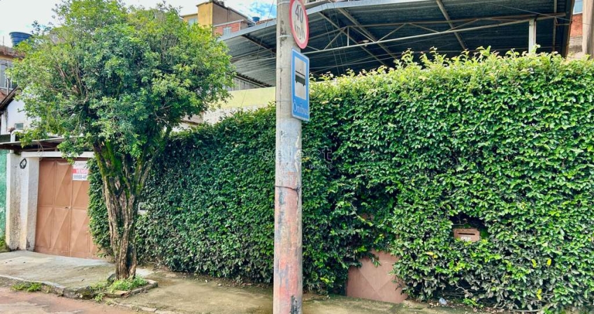 Casa com 2 quartos à venda na Rua São Lourenço, São Benedito, Juiz de Fora