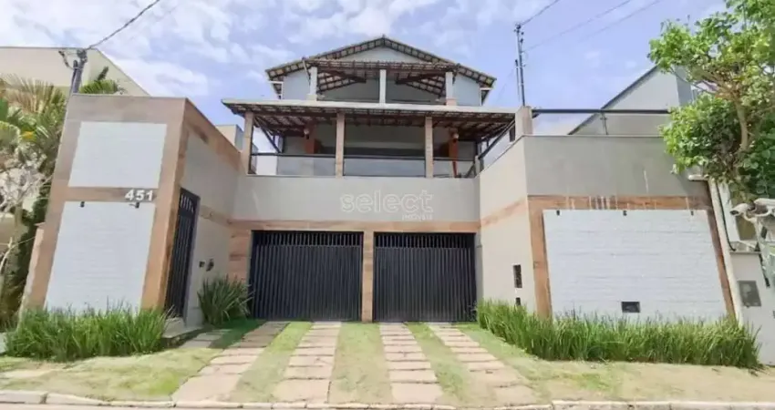 Charmosa casa duplex à venda no Cond. São Lucas no bairro São Pedro