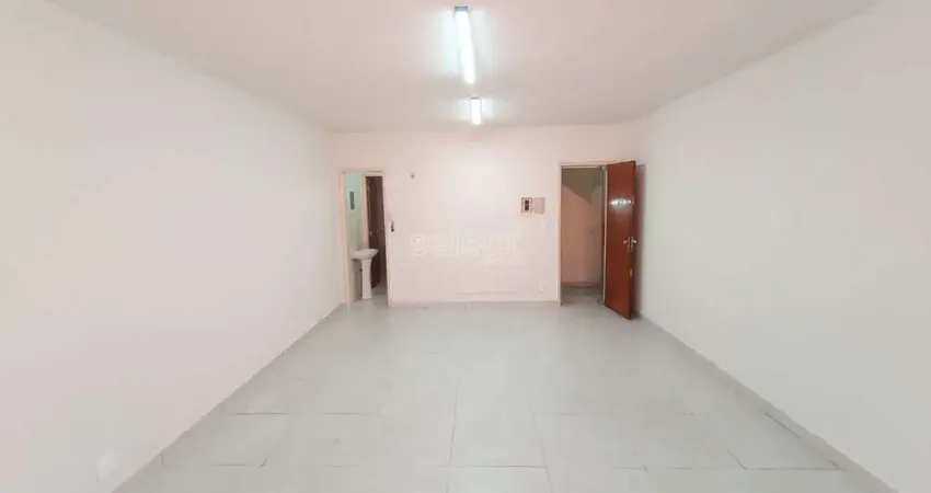 Sala comercial para alugar na Rua Batista de Oliveira, Centro, Juiz de Fora