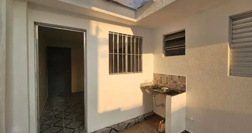 Casa com 3 quartos para alugar na Rua Santa Rosa de Lima, 191, Parque Paulistano, São Paulo