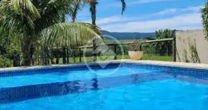 Casa em condomínio fechado com 4 quartos à venda na AL. T9C / AL T10, S/N, Zona Rural, Guapó