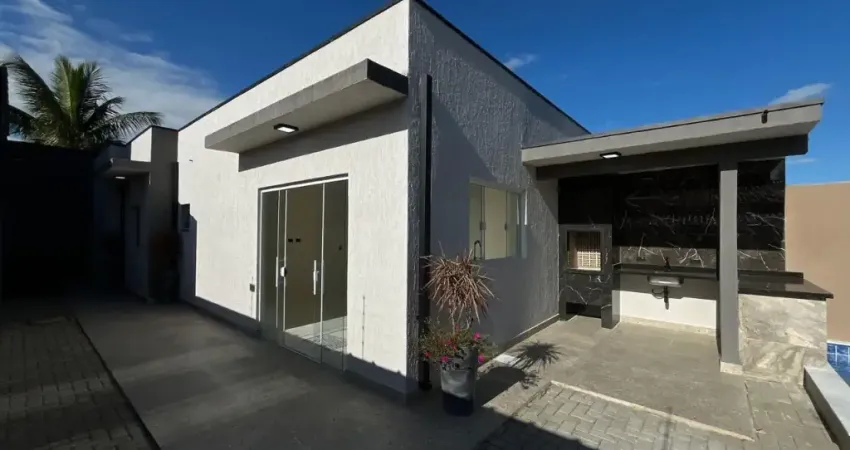 Casa à venda no Jardim Grandesp, Itanhaém 