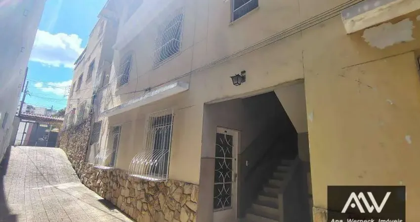 Apartamento com 2 dormitórios à venda, 80 m² por R$ 170.000,00 - Bairu - Juiz de Fora/MG