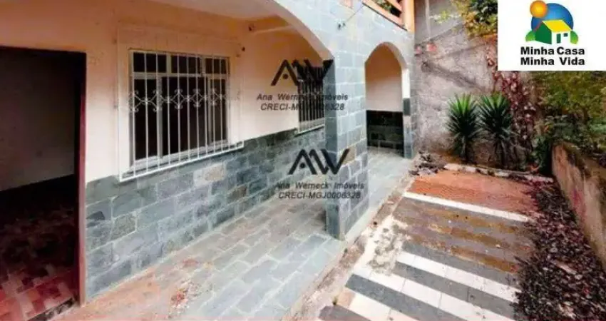 Casa com 2 dormitórios à venda, 80 m² por R$ 175.000,00 - Santos Dumont - Juiz de Fora/MG