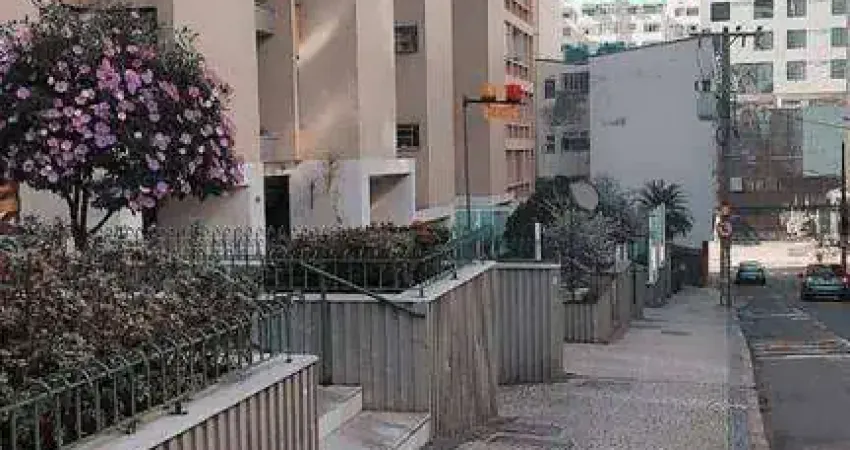 Apartamento com 3 dormitórios à venda, 90 m² por R$ 420.000,00 - Centro - Juiz de Fora/MG