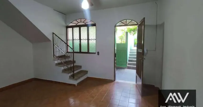 Casa com 2 dormitórios para alugar, 96 m² por r$ 900,00/mês - lourdes - juiz de fora/mg