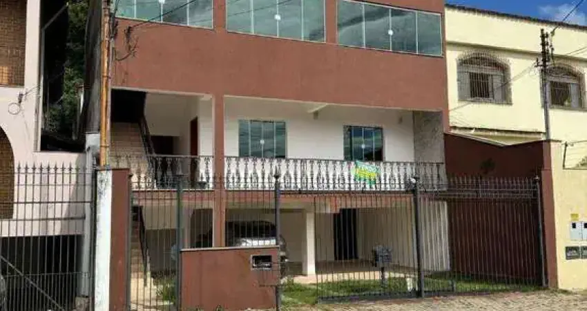 Casa com 4 dormitórios à venda, 330 m² por R$ 899.000,00 - Monte Castelo - Juiz de Fora/MG