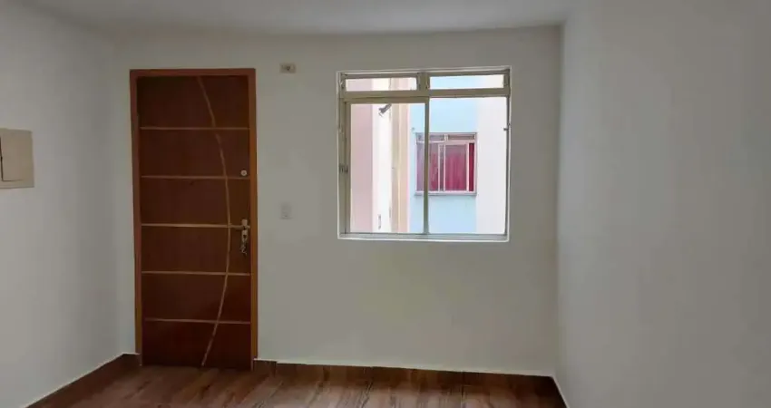 lindo  apartamento todo reformado vazio com  02 dormitorios, na cidade Tiradentes,     transferencia de divida junto a cdhu