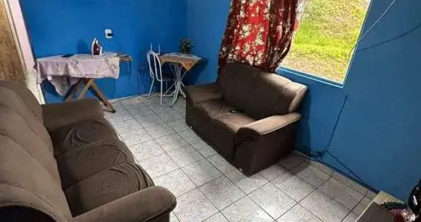 Vende-se Apartamento na regiao da Cid. Tiradentes, R$75.000,00 + prestacoes de apenas R$176,00 junto a cohab.  Apartamento medio 2 dormitorios
