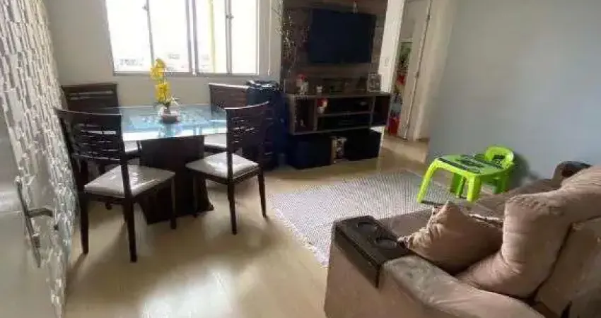 Apartamento com 2 dormitorios, sala grande em bom estado, localizado no Lageado/Guaianazes, condominio  espacoso e tranquilo