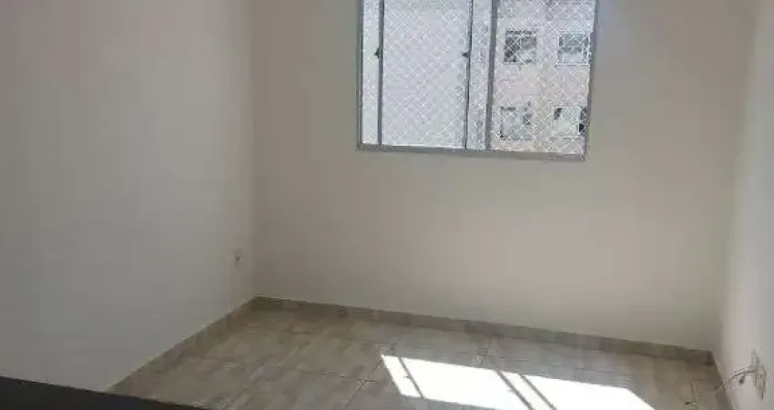 Apartamento Medio com 2 dormitorios, em bom estado de conservacao, condominio fechado, bem localizado a 1,9 km da Av. Jacu Pessego