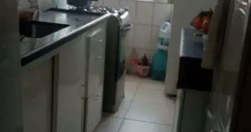Apartamento 552 com 2 dormitorios, sala, banheiro, cozinha, area de servico, vaga rotativa