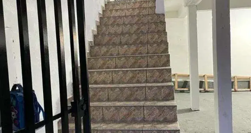 Casa com 3 quartos à venda na Rua Tibério Frontini, 87, Cidade Tiradentes, São Paulo