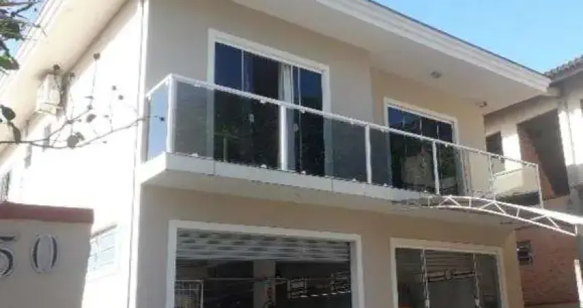 Casa com 4 quartos à venda na Rua São Clemente, 150, Itinga, Joinville