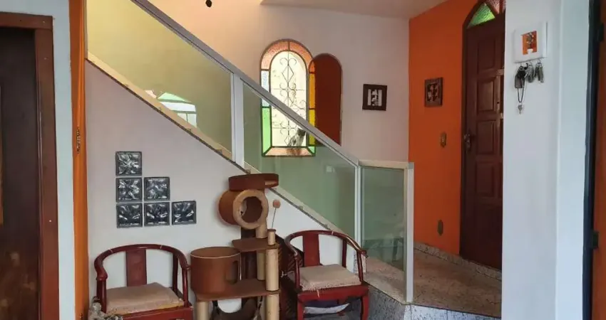 Casa com 4 quartos à venda na Rua Cônego Floriano, Sagrada Família, Belo Horizonte