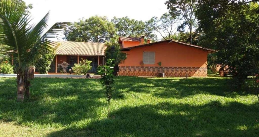 Fazenda / Sítios / Chácaras com 4 quartos à venda em Inhaúma
