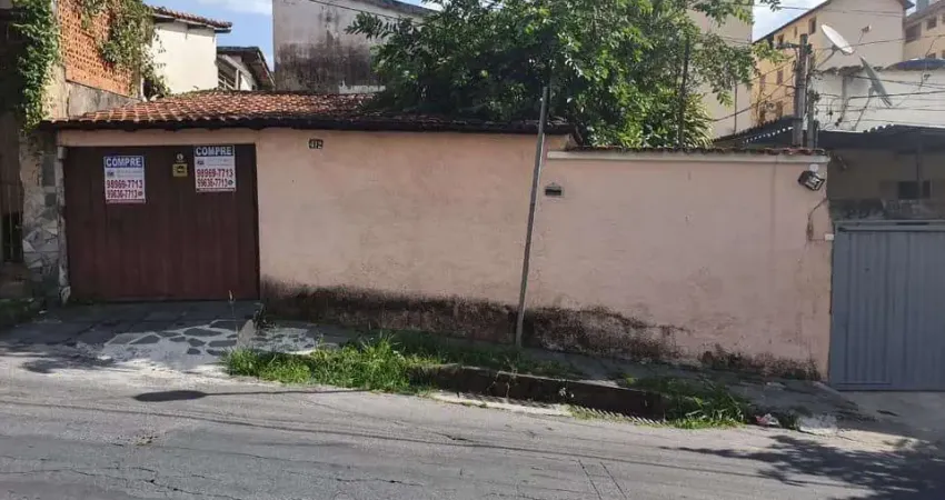 Terreno à venda na Rua Célia de Sousa, Sagrada Família, Belo Horizonte