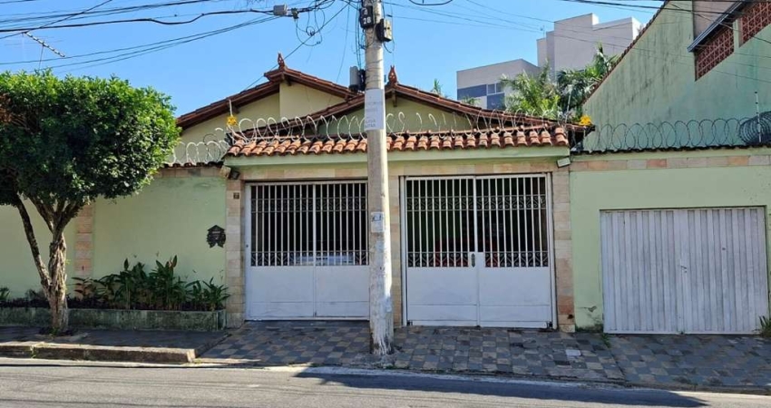 Casa com 3 quartos à venda na Rua Emídio Furtado, Letícia, Belo Horizonte