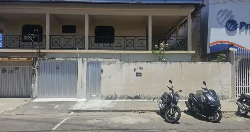 (ca2333) - casa contendo 168,85m² bem localizada no bairro jardim américa.