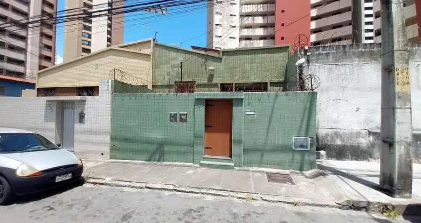 (ca8252) excelente casa medindo 256m² localizada no meireles