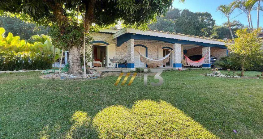Casa com 3 dormitórios à venda, 239 m² por R$ 1.100.000,00 - Condomínio Portal das Hortênsias - Atibaia/SP