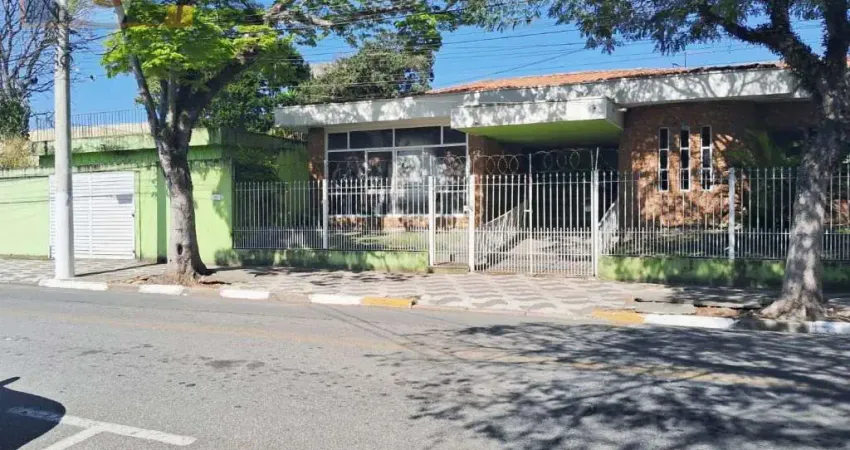 Casa comercial para alugar na Rua Francisco Quadra Castro, 219, Vila São Jorge, Suzano