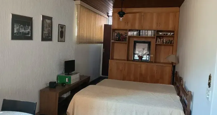 Casa com 3 quartos à venda na Santa Amélia, Belo Horizonte 