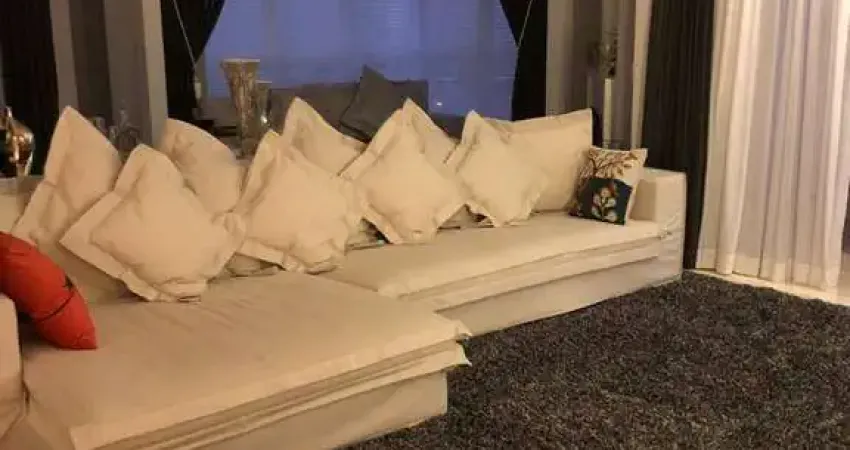 Um imóvel perfeito, para atender aos mais exigentes, no coração Anália Fco.