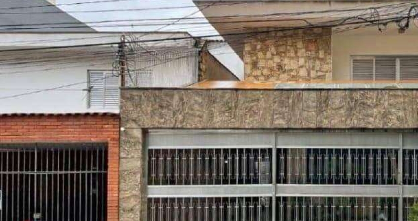 Excelente sobrado, ótima localização. Venda ou locação.